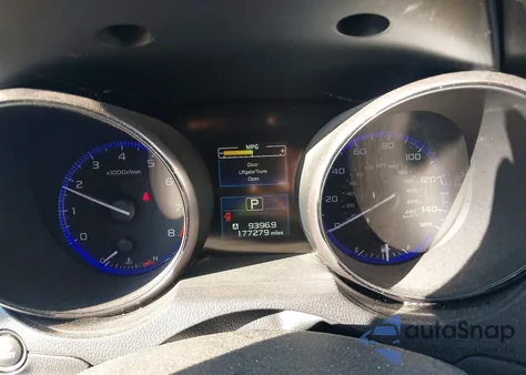 2015 Subaru Legacy 2.5I Premium z USA, uszkodzony, nr VIN 4S3BNAC67F3058291